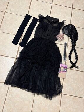 Wednesday Addams Costume Size (9/10) 160cm height Girl